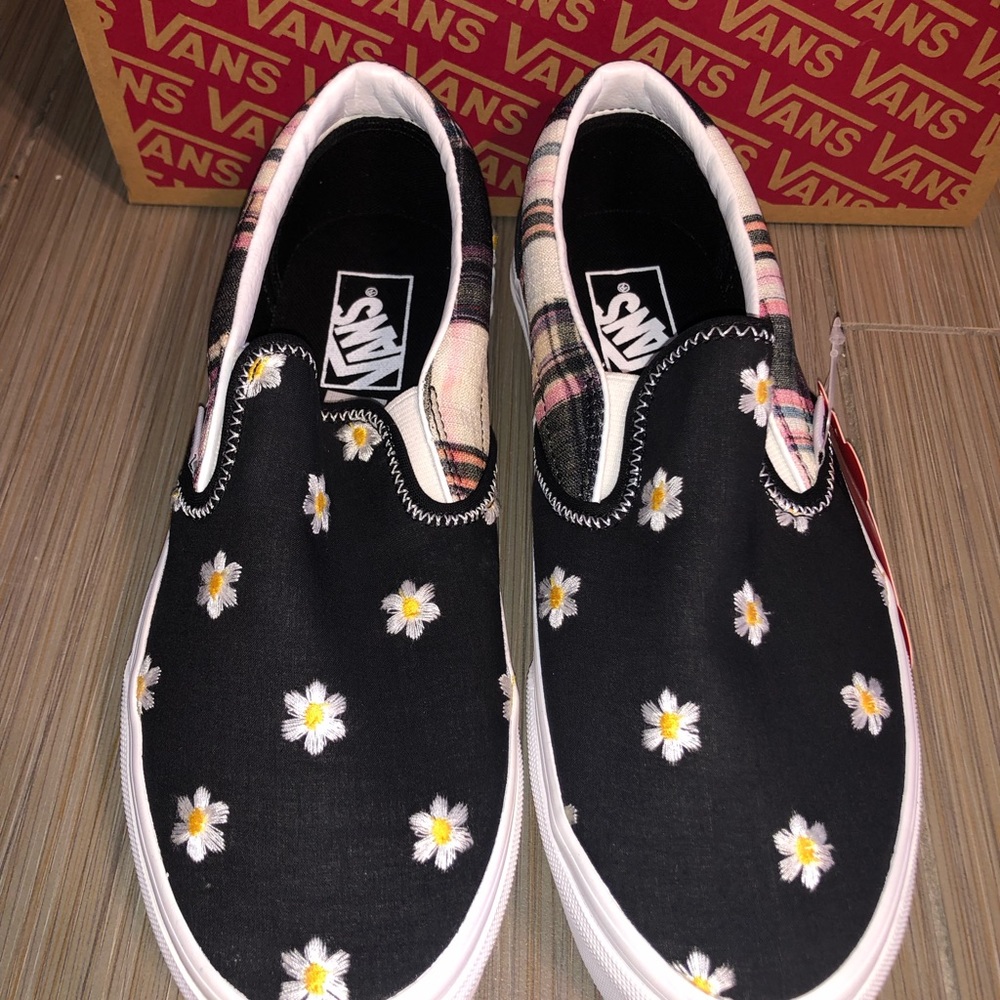 Vans daisies and plaid slip ons